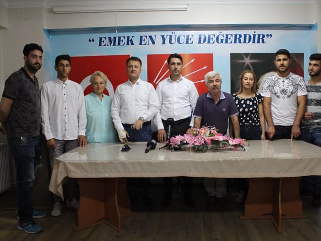 AK Parti´den istifa edip CHP´ye geçtiler