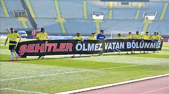 İZMİR DERBİSİ MENEMEN´İN